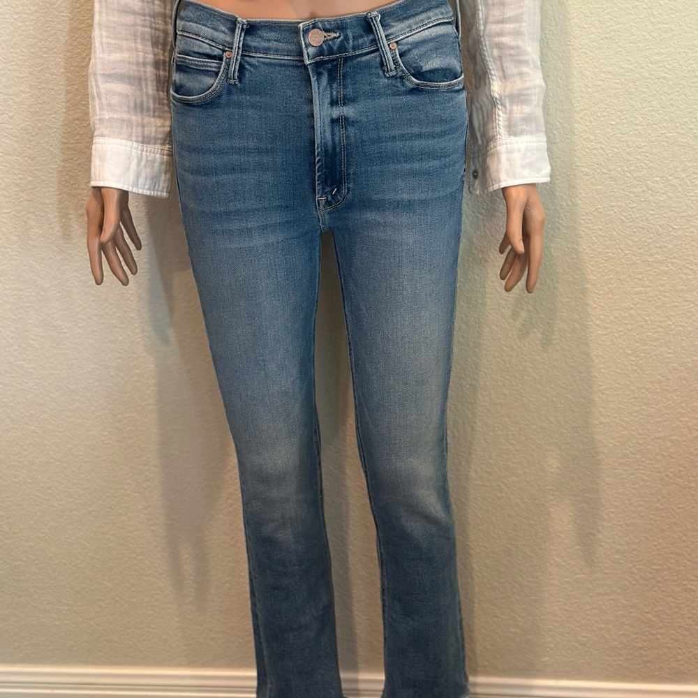 Mother the Mid Rise Dazzlee Ankle Fray in Riding the Cliffside 27